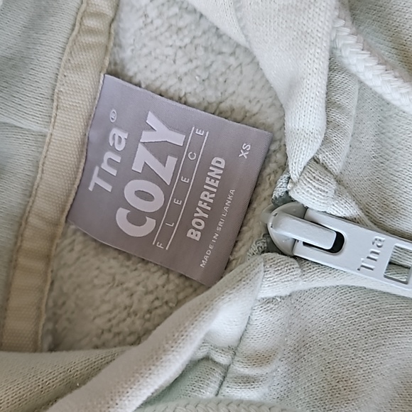 Aritzia TNA Cozy Fleece Boyfriend Zip Hoodie Brushed Green XS - Picture 3 of 8